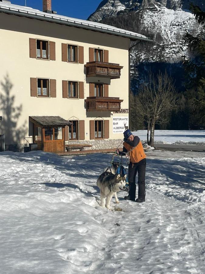 Al Cervo Albergo - Hotel Stabiziane エクステリア 写真